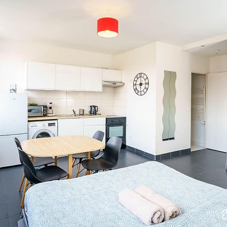 Escale-Marne Fr - 102 - Free Parking - Free Luggage Storage - All Equipped - Linen Included - Washing Machine - 10Mn Walk Metro 8 - Rer A - Panoramic View - From 1 To 4 Guests ميزو الفورْ المظهر الخارجي الصورة