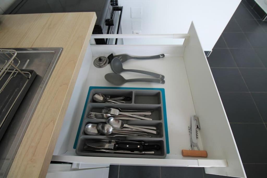 Escale-Marne Fr - 102 - Free Parking - Free Luggage Storage - All Equipped - Linen Included - Washing Machine - 10Mn Walk Metro 8 - Rer A - Panoramic View - From 1 To 4 Guests ميزو الفورْ المظهر الخارجي الصورة